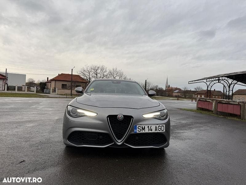 Second-hand Alfa Romeo Giulia Veloce 209 CP (153 kW) 2017 Culoaregri Berlinǎ