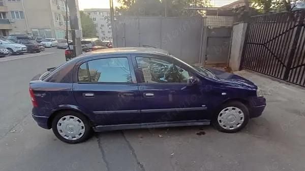 Albastru Utilizat 2007 Opel Astra Hatchback | 1.500 EUR (Preț bun) - Imagine 1/4