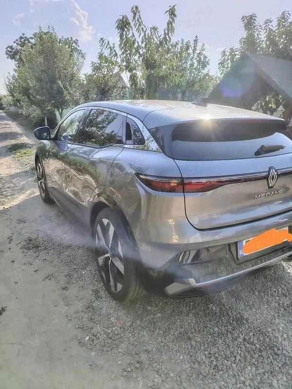 Second-hand Renault Megane E-Tech 161 kW (220 CP) 2023 Hatchback