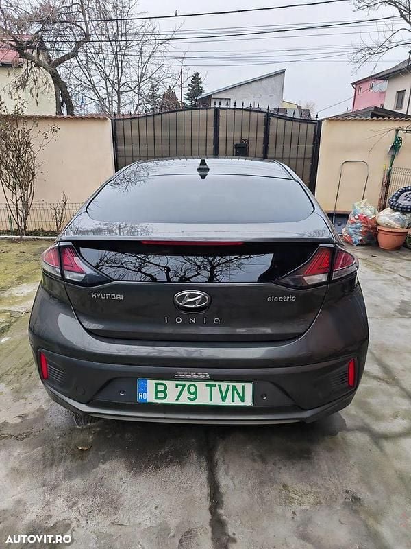 Second-hand Hyundai Ioniq 100 kW (136 CP) 2021 Culoaregri Hatchback