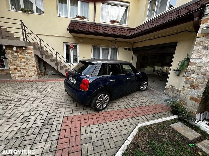 Second-hand Mini Cooper Chili 136 CP (100 kW) 2017 Culoarealbastru Hatchback