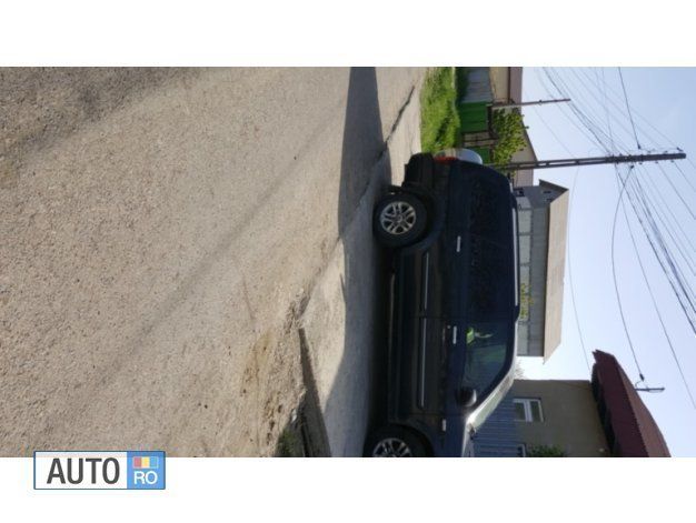 Second-hand Suzuki Grand Vitara 110 CP (80 kW) 2004 Negru SUV