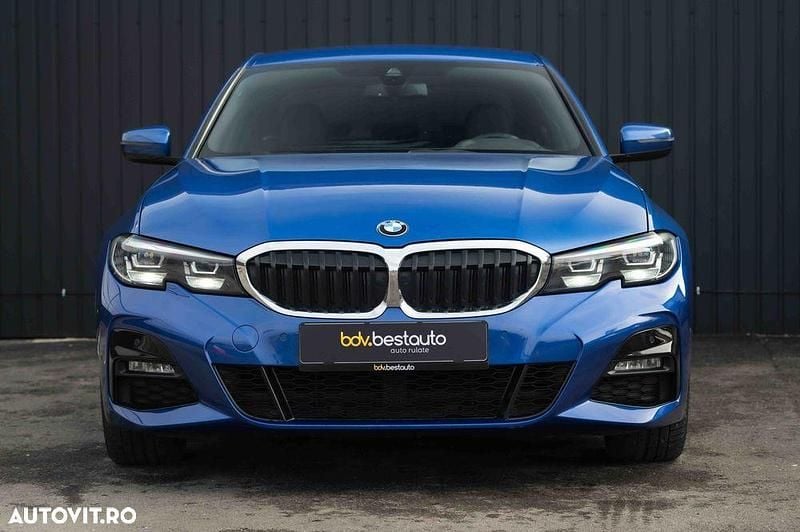 Second-hand BMW 330e M Sport 292 CP (214 kW) 2020 Culoarealbastru Berlinǎ