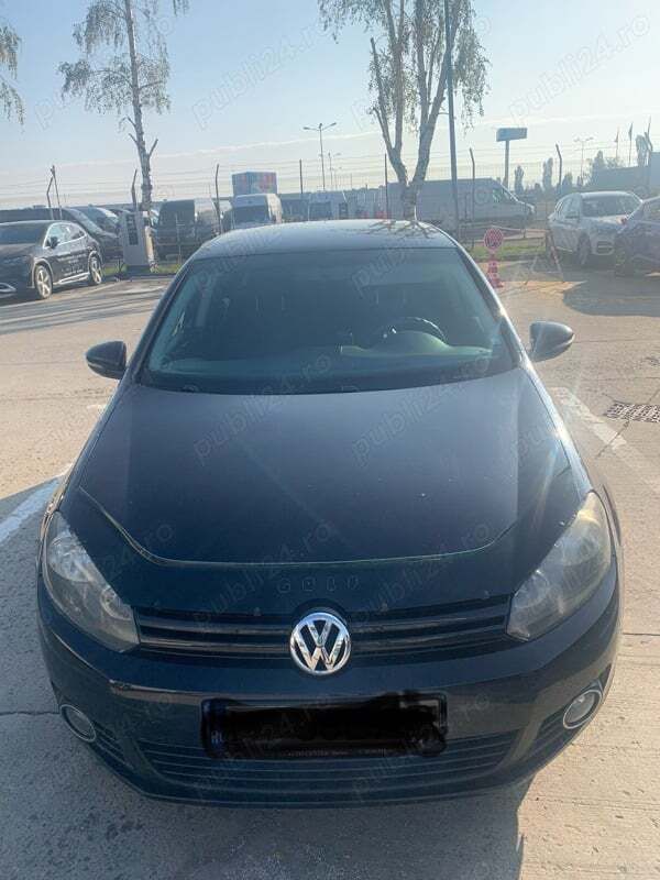 Negru Utilizat 2010 VW Golf VI Berlinǎ | 4.300 EUR (Preț OK) - Imagine 1/4