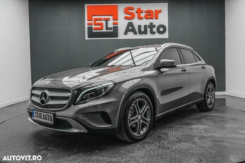 Culoaregri Utilizat 2015 Mercedes GLA200 SUV | 11.490 EUR (Puțin scump) - Imagine 1/4