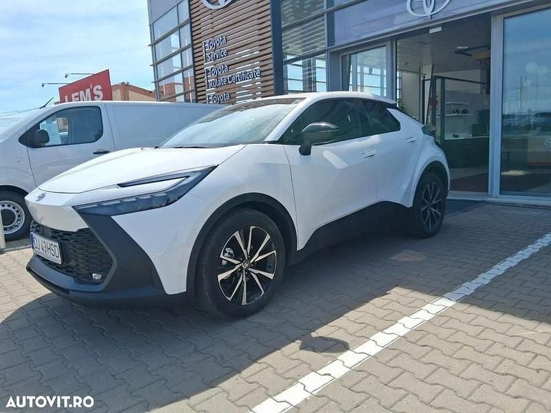 Culoarealb Nouă 2025 Toyota C-HR SUV | 30.865 EUR (Preț OK) - Imagine 1/4