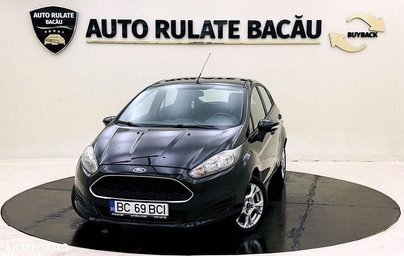 Culoarenegru Utilizat 2017 Ford Fiesta Hatchback | 5.990 EUR (Preț bun) - Imagine 1/4