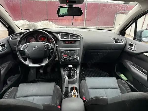 Second-hand 2011 Citroën C4 Hatchback | 3.150 EUR (Preț OK) - Imagine 1/4
