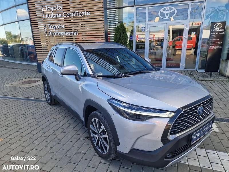 Culoaregri Utilizat 2024 Toyota Corolla Cross SUV | 36.400 EUR (Scump) - Imagine 1/4