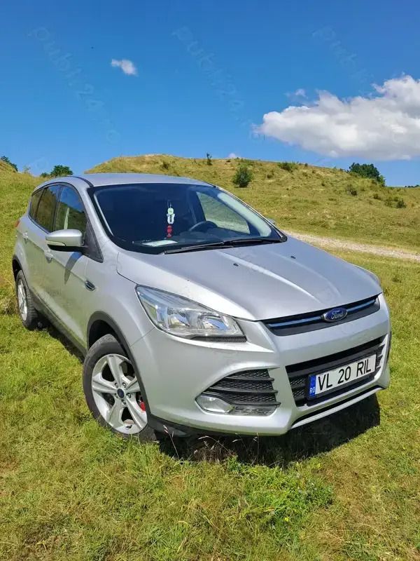 Utilizat 2015 Ford Kuga SUV | 10.700 EUR (Preț OK) - Imagine 1/4