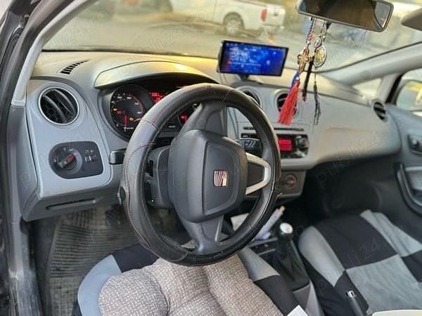 Utilizat 2010 Seat Ibiza Hatchback | 3.400 EUR (Preț OK) - Imagine 1/4