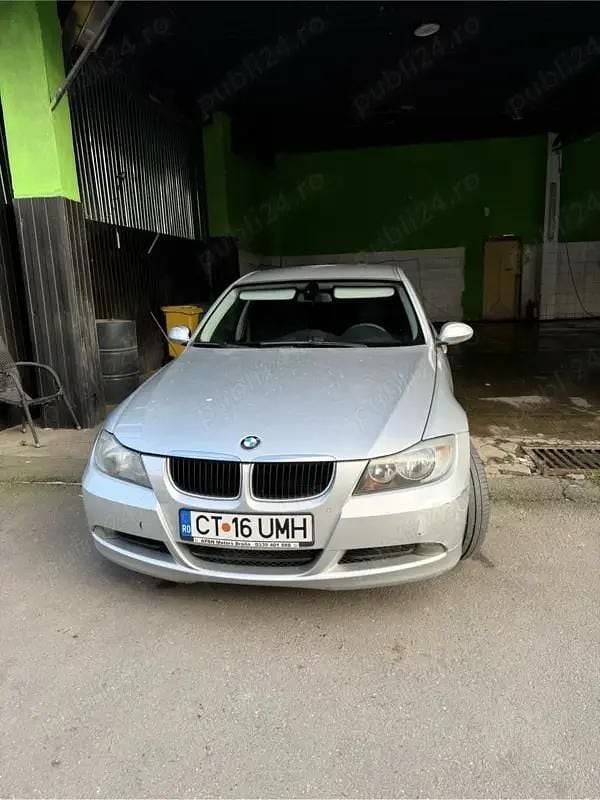 Second-hand BMW 320 163 CP (119 kW) 2007 Berlinǎ