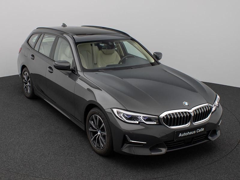 Utilizat 2022 BMW 320 Luxury Line | 34.554 EUR - Imagine 1/1