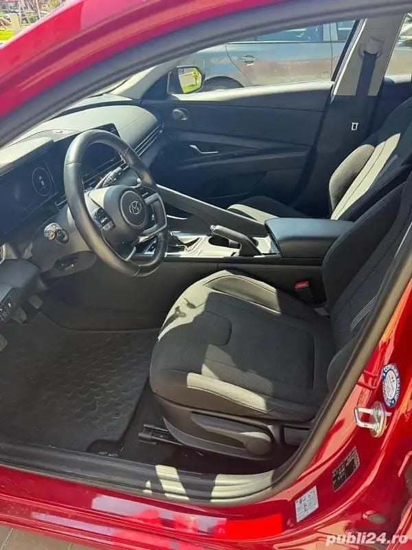 Second-hand Hyundai Elantra 123 CP (90 kW) 2021 Berlinǎ