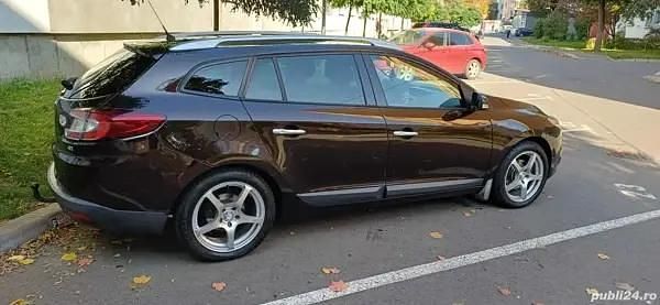 Second-hand Renault Mégane III 130 CP (95 kW) 2011 Maro Break