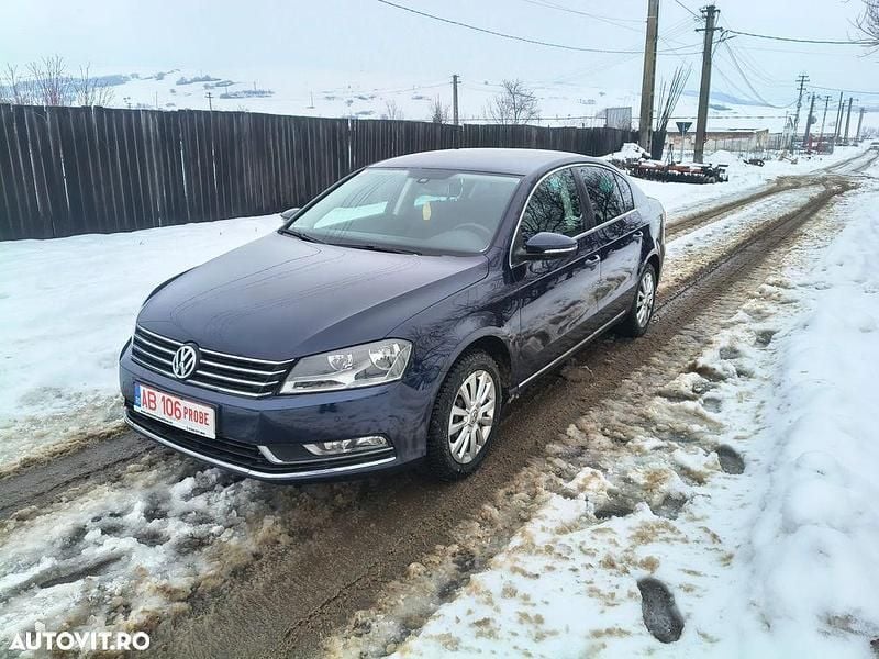 Culoarealbastru Utilizat 2012 VW Passat Edition Berlinǎ | 5.750 EUR (Preț OK) - Imagine 1/4