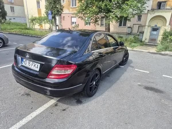 Second-hand Mercedes C200 190 CP (139 kW) 2009 Berlinǎ