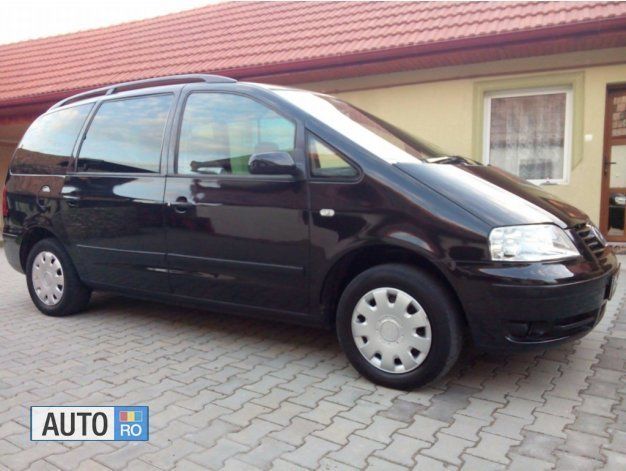 Second-hand VW Sharan 115 CP (84 kW) 2001 Negru Monovolum