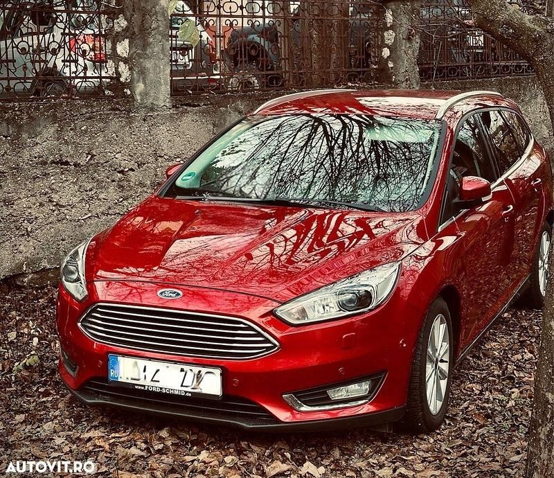 Culoarerosu Utilizat 2015 Ford Focus Titanium Break | 6.900 EUR (Preț OK) - Imagine 1/4
