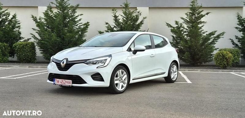 Alb Utilizat 2020 Renault Clio V Hatchback | 8.954 EUR (Puțin scump) - Imagine 1/4