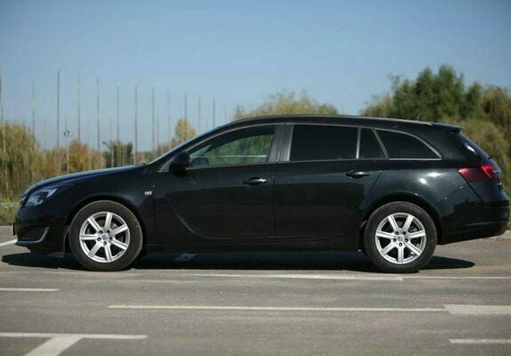 Second-hand Opel Insignia 140 CP (102 kW) 2014 Negru Break