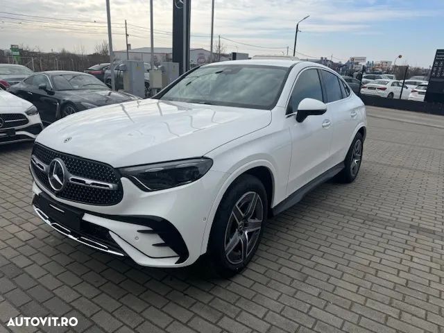 Alb Nouă 2025 Mercedes 200 Coupe | 71.281 EUR - Imagine 1/4