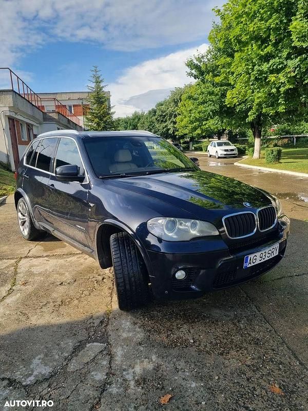 Culoarenegru Utilizat 2010 BMW X5 M Sport SUV | 9.250 EUR (Preț OK) - Imagine 1/4