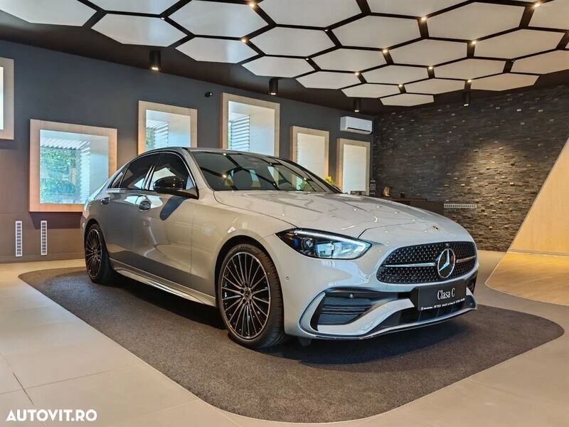 Gri Nouă 2025 Mercedes C300 Berlinǎ | 68.423 EUR - Imagine 1/4