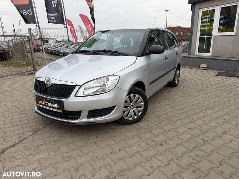 Culoareargint Second-hand 2010 Skoda Fabia Ambiente Break | 3.150 EUR (Preț OK) - Imagine 1/4