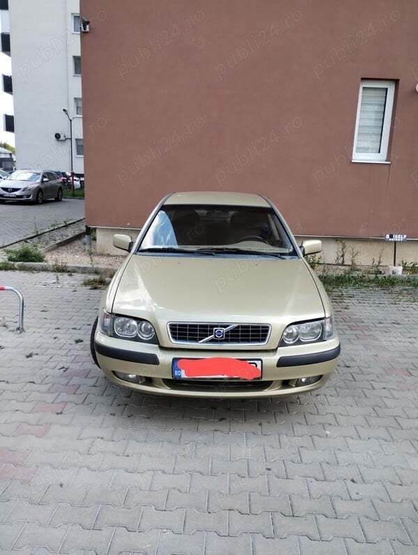 Utilizat 2001 Volvo S40 Berlinǎ | 1.200 EUR - Imagine 1/4