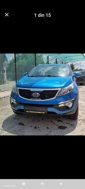Culoarealbastru Utilizat 2012 Kia Sportage Spirit SUV | 7.200 EUR (Preț OK) - Imagine 1/4