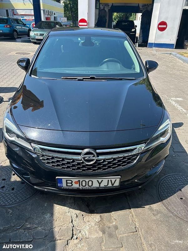 Negru Utilizat 2019 Opel Astra Innovation Hatchback | 8.651 EUR (Super Preț) - Imagine 1/4