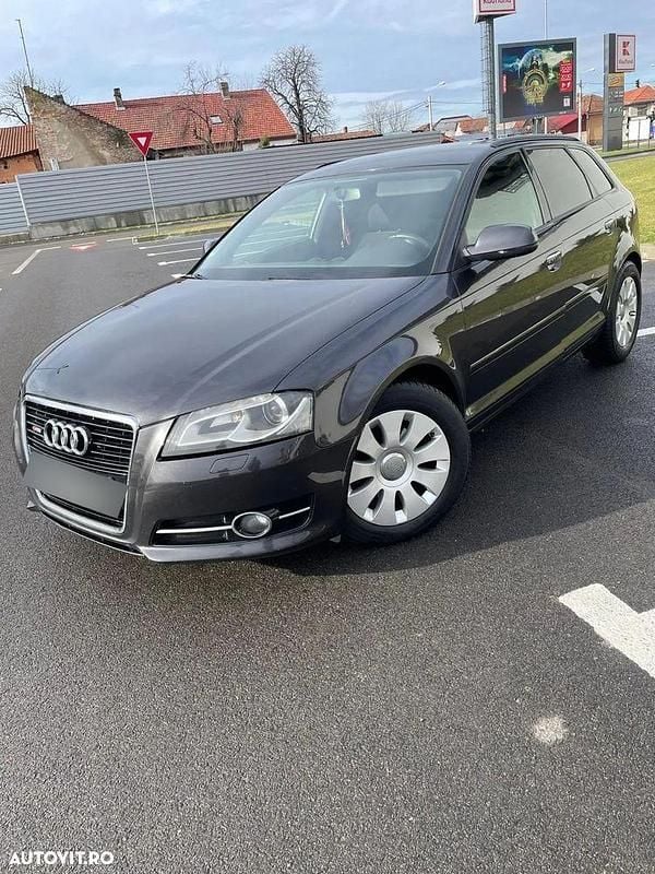 Culoaregri Utilizat 2012 Audi A3 Ambiente Berlinǎ | 5.200 EUR - Imagine 1/4