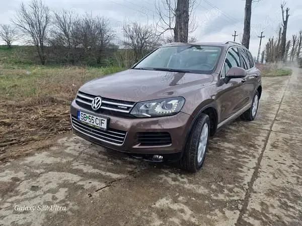 Maro Utilizat 2011 VW Touareg SUV | 13.500 EUR (Super Preț) - Imagine 1/4