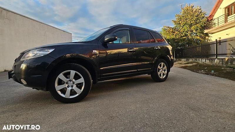 Culoarenegru Utilizat 2008 Hyundai Santa Fe SUV | 5.500 EUR (Preț OK) - Imagine 1/4