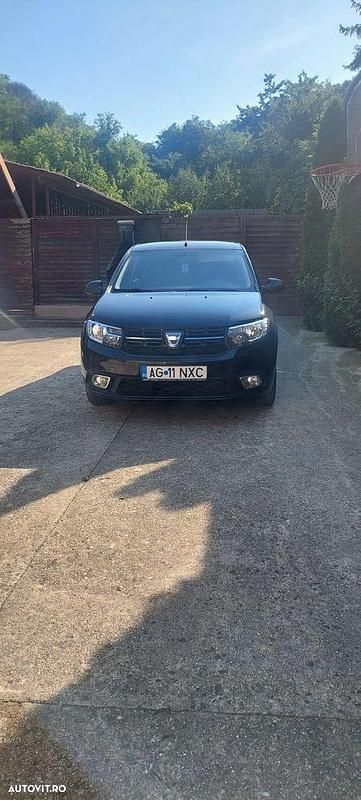 Culoarenegru Utilizat 2018 Dacia Logan Berlinǎ | 6.500 EUR (Preț OK) - Imagine 1/4