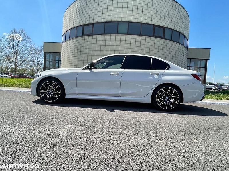 Culoarealb Utilizat 2019 BMW 320 Hatchback | 25.500 EUR (Preț OK) - Imagine 1/4