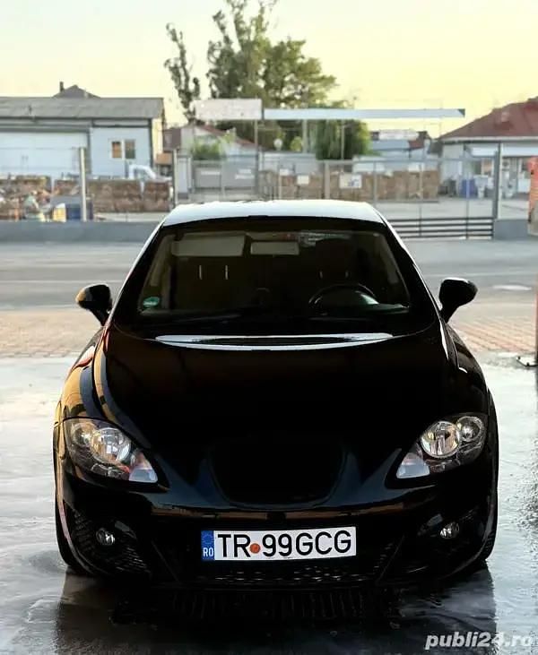 Utilizat 2010 Seat Leon Hatchback | 4.900 EUR (Preț OK) - Imagine 1/4