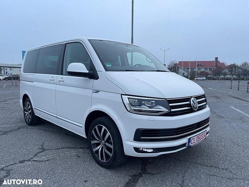 Second-hand VW Multivan 204 CP (150 kW) 2016 Culoarealb Van