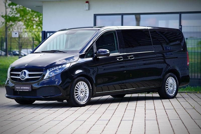 Utilizat 2023 Mercedes V300 Edition Monovolum | 65.893 EUR (Super Preț) - Imagine 1/1