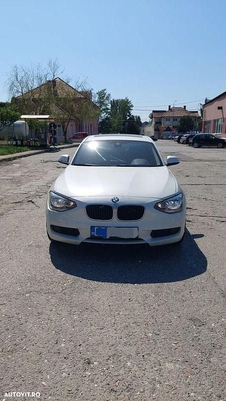 Culoarealb Utilizat 2012 BMW 116 Hatchback | 5.500 EUR (Preț OK) - Imagine 1/4