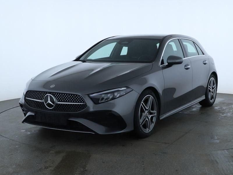 Utilizat 2024 Mercedes A200 AMG line | 37.363 EUR (Scump) - Imagine 1/1