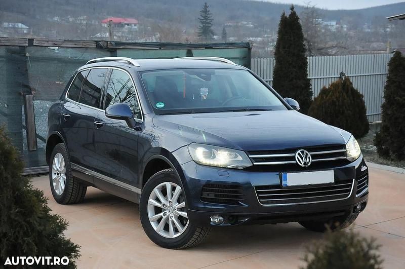Culoarealbastru Utilizat 2011 VW Touareg SUV | 11.000 EUR (Preț OK) - Imagine 1/4