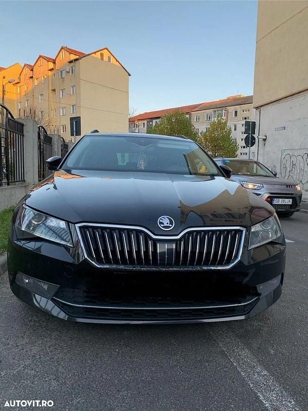 Second-hand Skoda Superb Style 150 CP (110 kW) 2017 Culoarenegru Break