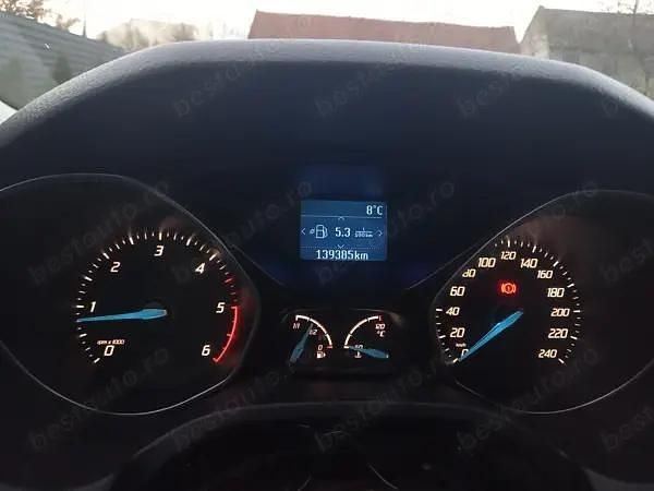 Second-hand Ford Focus 115 CP (84 kW) 2011 Maro Hatchback