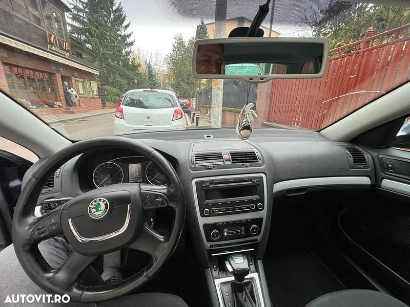 Culoaregri Utilizat 2011 Skoda Octavia Ambiente Break | 3.790 EUR - Imagine 1/4