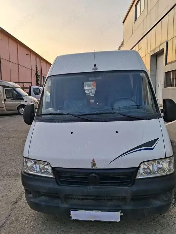 Utilizat 2004 Peugeot Traveller Monovolum | 14.500 EUR - Imagine 1/4
