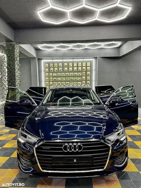 Second-hand Audi A6 Sport 231 CP (169 kW) 2019 Culoarealbastru Break