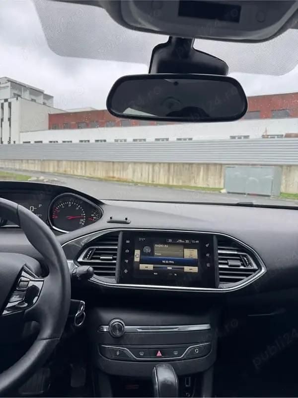 Second-hand Peugeot 308 125 CP (91 kW) 2016 Break