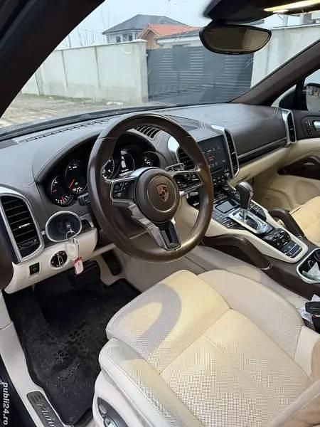 Second-hand Porsche Cayenne 264 CP (194 kW) 2017 SUV